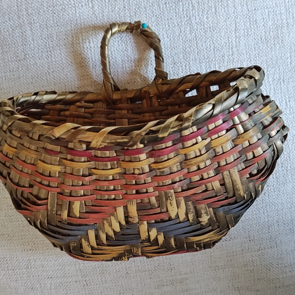 AMAZING CHOCTAW INDIAN KEY BASKET